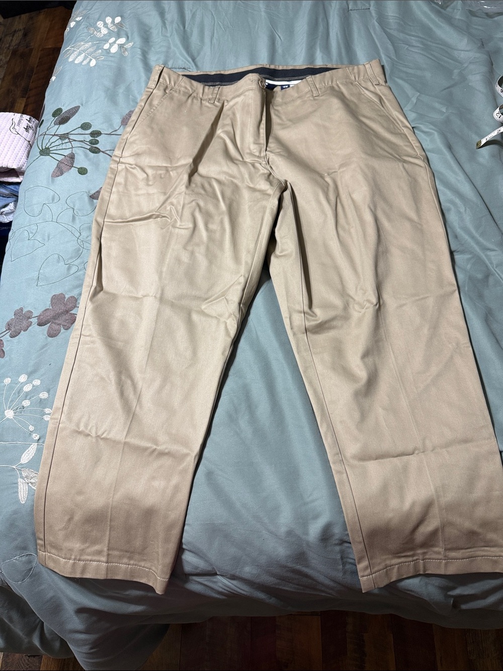 NWT. Lands' End Straight Leg Pants - Light Beige